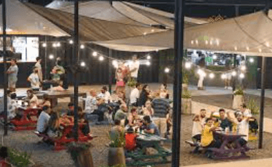 Smart Plaza: Innovación Gastronómica y Tecnológica en el Corazón del Parque Patricios