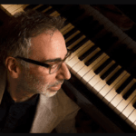 «Conexión Sujatovich»: La fusión única de música e historias en el Teatro Picadero