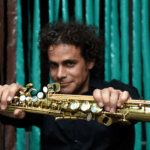 Un Mago Resignificado: Bernardo Monk y su Viaje al Universo de Gardel