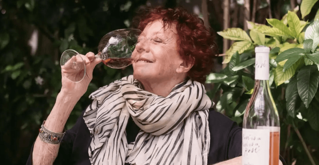 Un viaje sensorial por los Buenos Vinos Argentinos: Entrevista exclusiva con Elisabeth Checa