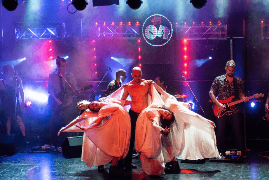 La Kermés Ricotera de Los Decoradores: Reviviendo la Magia de Los Redondos