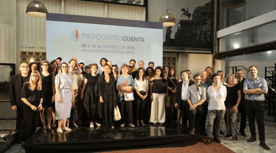 Un recorrido por la obra de Elena Dan en «Microcentro Cuenta»: Arte y Performance en la Ciudad de Buenos Aire