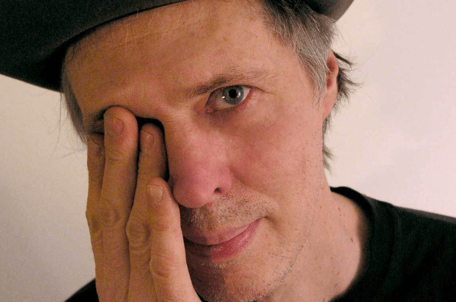 Una Leyenda del Punk: El Legado de Tom Verlaine en la Música