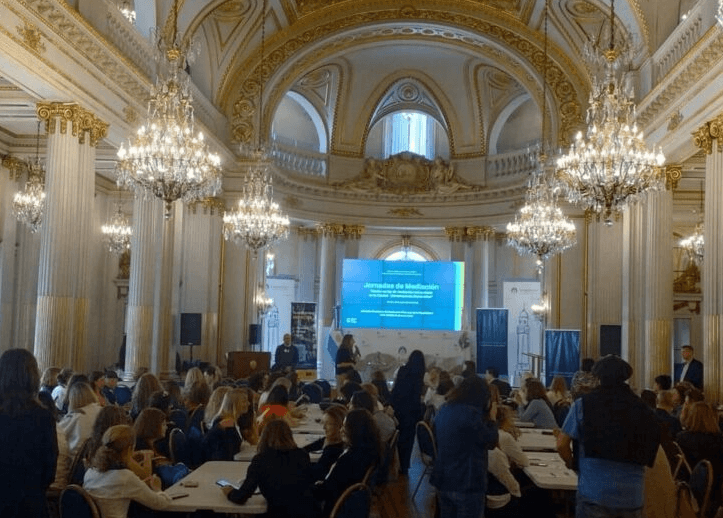 El Rol de la Mediación Vecinal en la Solución de Conflictos