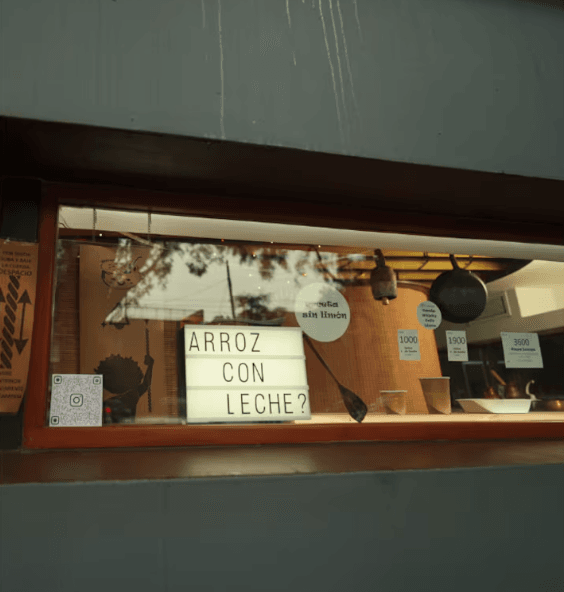 Transformando Recuerdos en Sabores: La Historia Detrás de «Arrozconlechería»