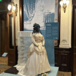 Exposición ‘De Blanco, te esperé’: Un viaje por la historia de los trajes de boda en Argentina