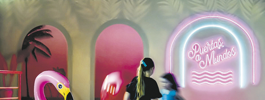 Puertas a Mundos: Una Experiencia Inmersiva en La Rural que Despierta la Imaginación