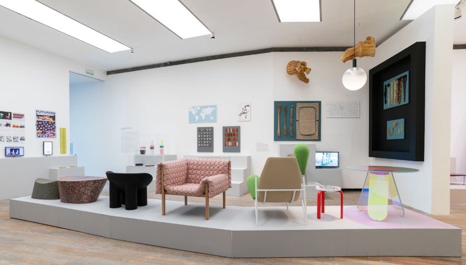 Mujeres en el Diseño: Una Mirada a 120 Años de Innovación Creativa