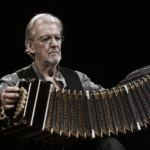 Rodolfo Mederos: el rebelde del tango que se reinventa con «Los Perros Ladran»