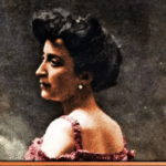 «Regina»: La Historia de una Mujer Consagrada al Arte y la Filantropía en Escena