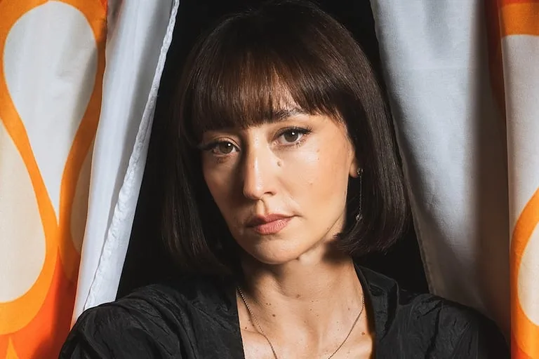 El fenómeno teatral en la Avenida Corrientes: Suceso de Camila Peralta en el Teatro Metropolitana