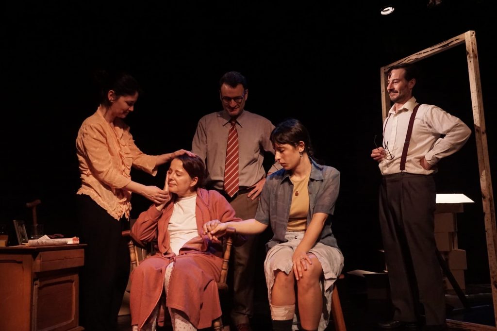 Estreno teatral en el Teatro del Pueblo: ‘La Salud de los Enfermos’ de Julio Cortázar