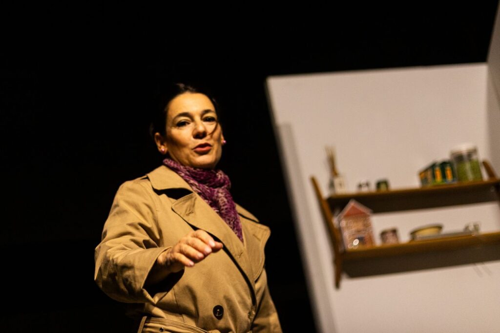 Estreno de ‘La Vendedora de Filtros’ en Espacio Callejón